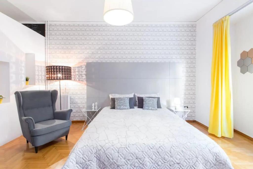 アテネPlaka'S Flat-Near Syntagma Metro Stationアパートメント エクステリア 写真