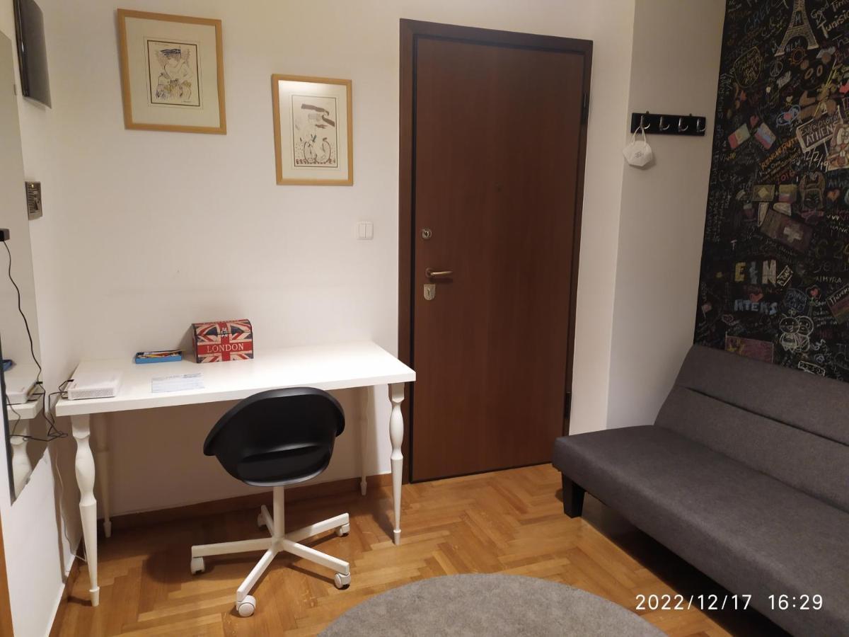 アテネPlaka'S Flat-Near Syntagma Metro Stationアパートメント エクステリア 写真